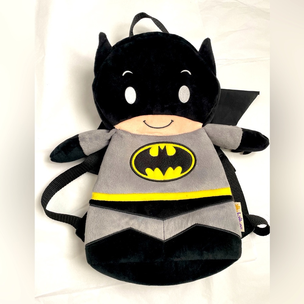 Hallmark itty bitty batman backpack
